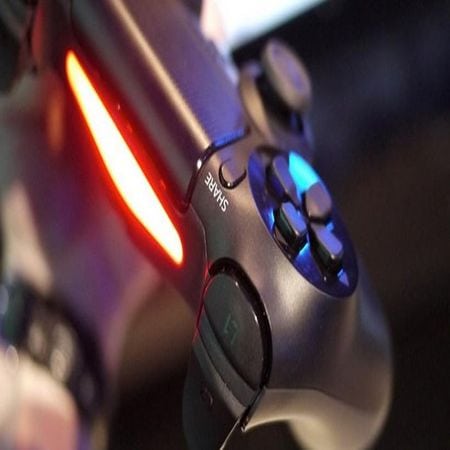 How to Turn Off PS4 Controller Light